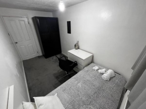 Plaistow comfort- single room